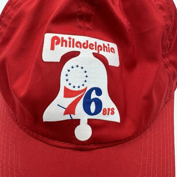 Mitchell & Ness Philadelphia 76ers Core Basic Red Adjustable Snapback Hat Cap - Picture 2 of 12